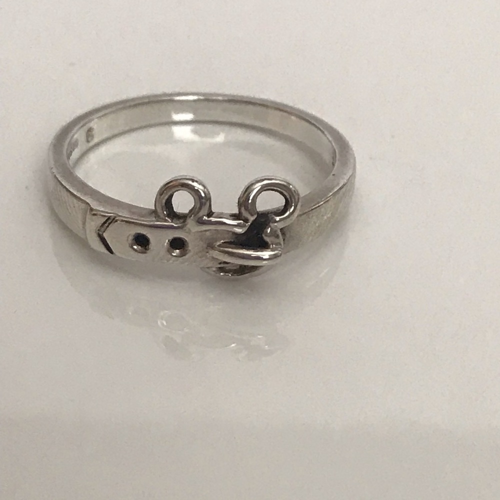925 Disney Mickey Buckle Ring - Picture 4 of 7